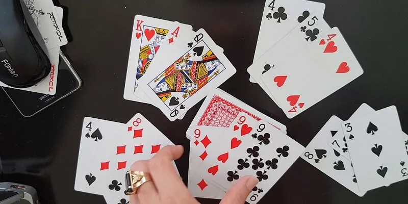Khái quát về trò chơi Mậu Binh